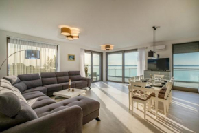 MyFlat Coral 52 Duplex Penthouse